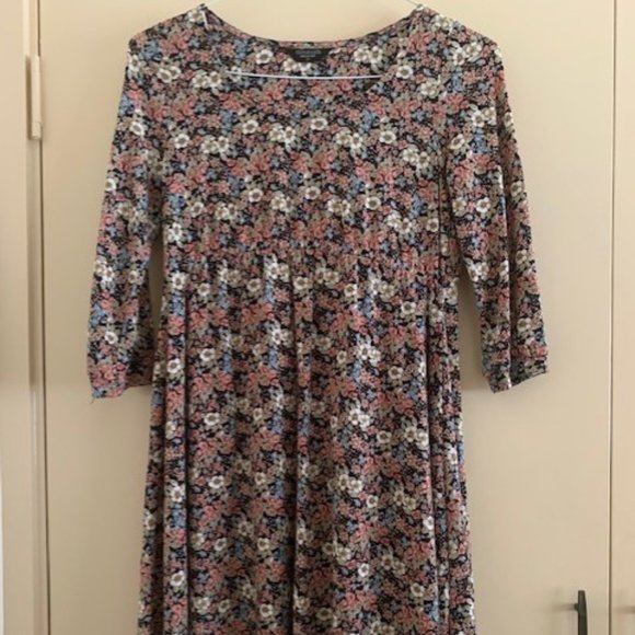 Crossroads Floral Asymmetrical Dress Size XS - Picture 2 of 7